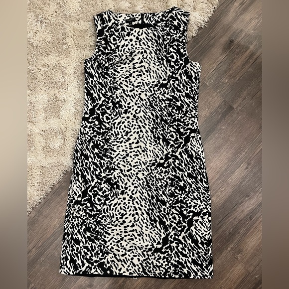 Talbots Petite black and white Dalmatian print sleeveless dress size 8 petite - Picture 1 of 3